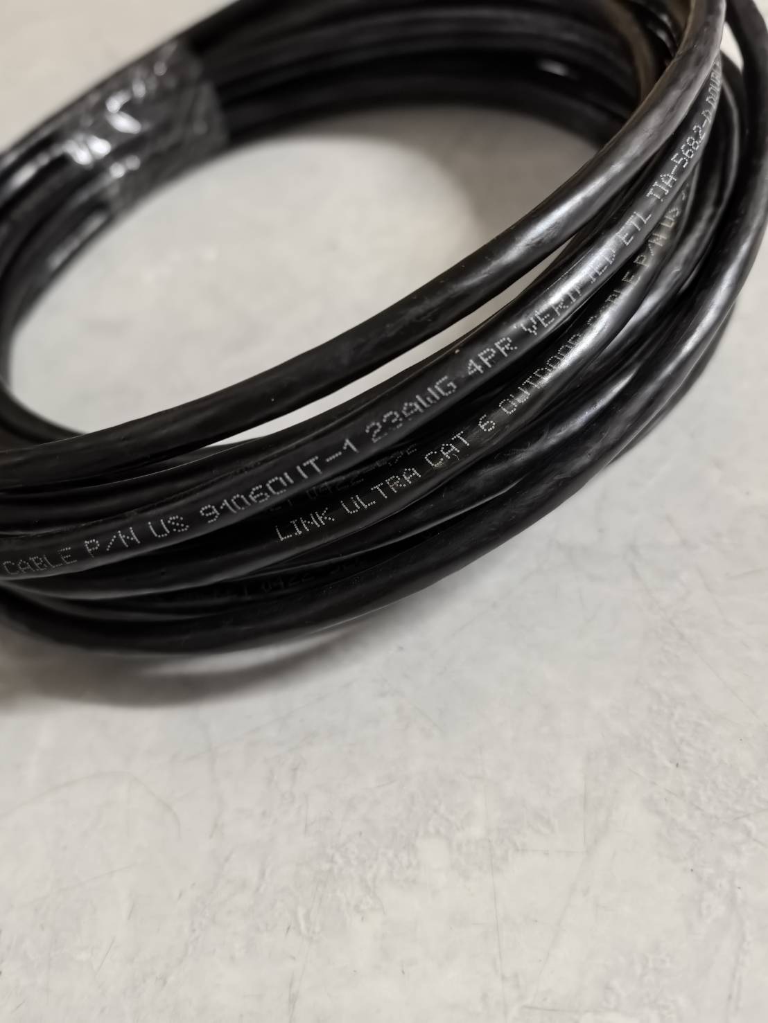 LINK สาย LAN CAT6 Outdoor ใช้ภายนอก สีดำ ตัดยาว 5 เมตร